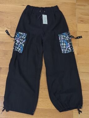 SHEIN Black Wide-Leg Cargo Pants with Patterned Patch Pockets